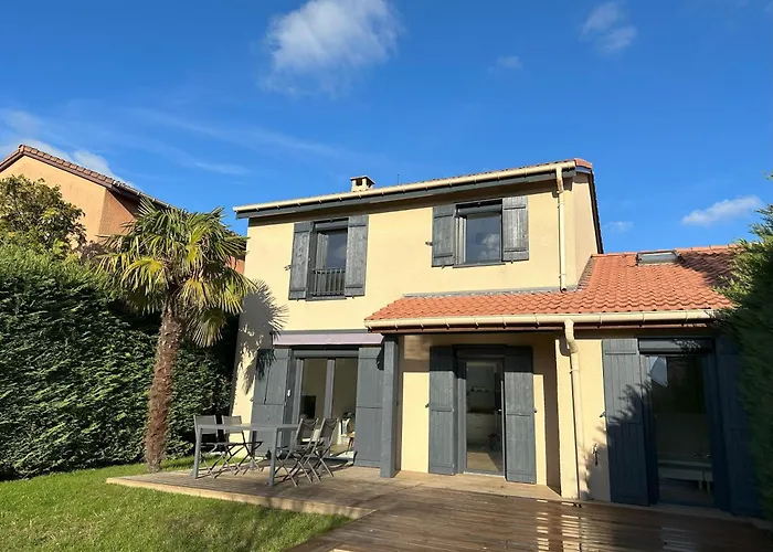 Sunny House - Villa 4 Chambres - Saint Genis Les Ollieres